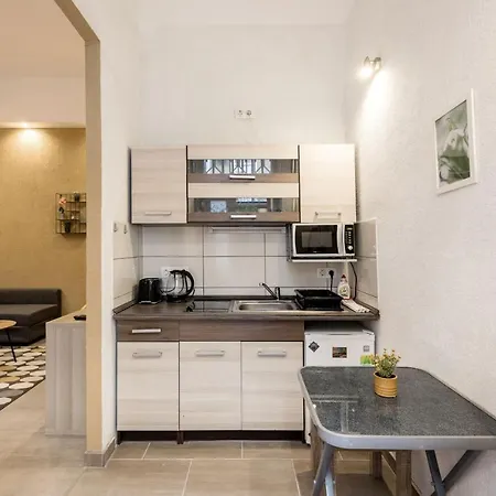 Akacfa 27-1 Center With Aircon Apartment Budapest